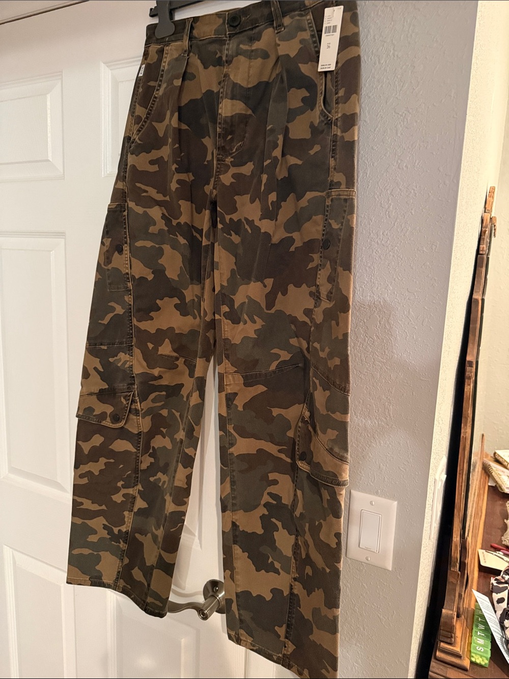 NWT Citizens of Humanity flight pants camo size 26